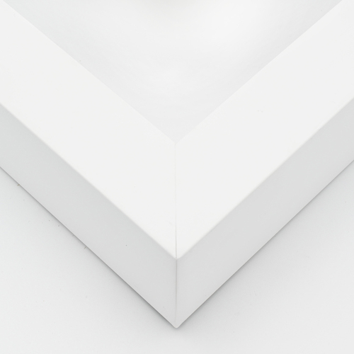 241-22 WHITE PICTURE FRAME