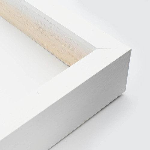 724-32 WHITE PICTURE FRAME