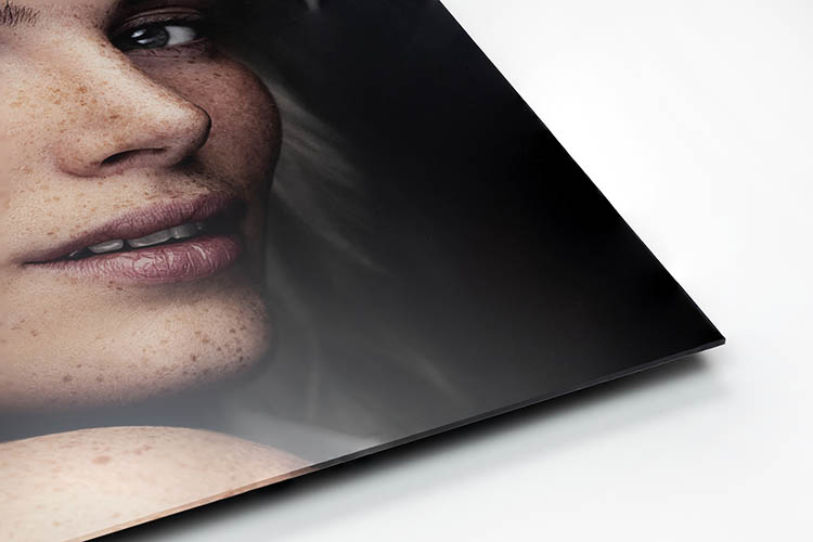 Acrylic print sample with a non glare finish